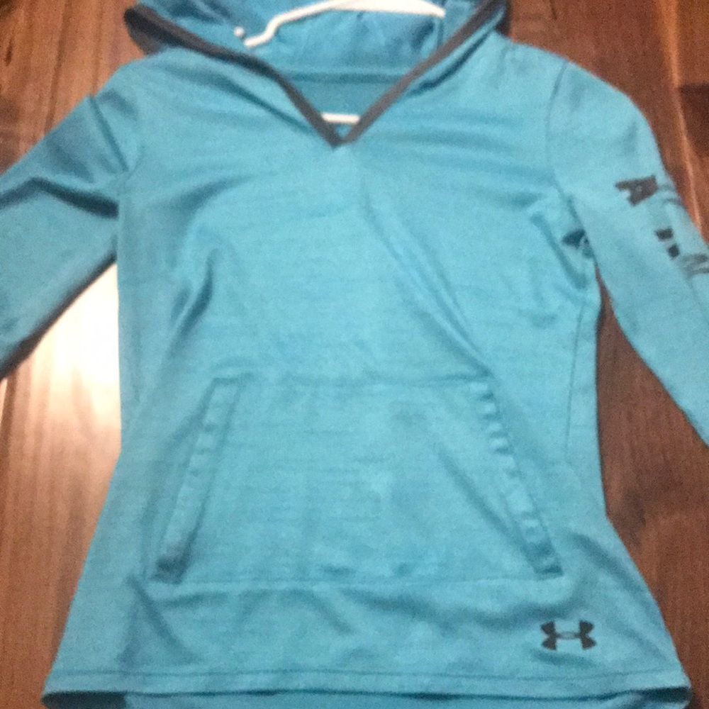 under armour light weight hoodie(youth)